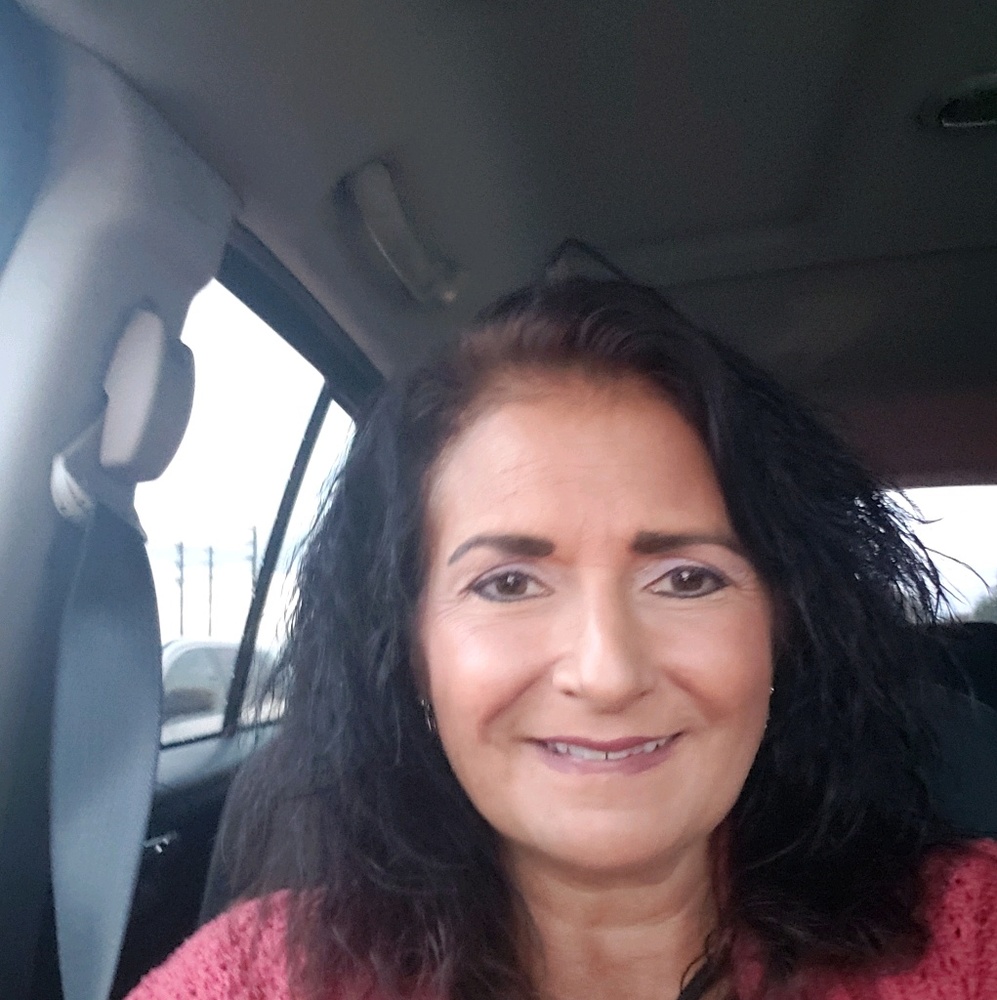 Meet your Posher, Cyndi